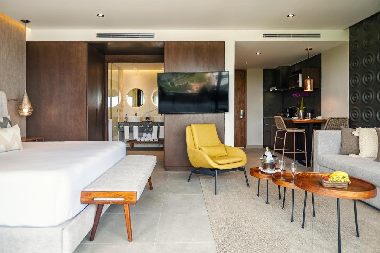 The Fives Oceanfront Puerto Morelos Exterior foto