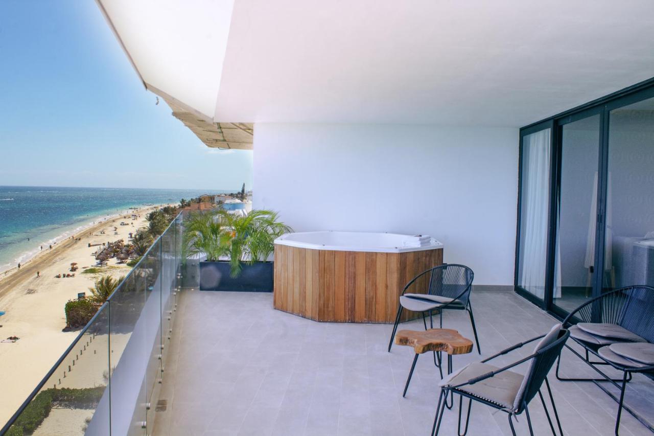 The Fives Oceanfront Puerto Morelos Exterior foto